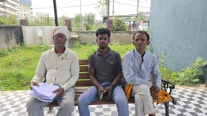 मृतक के परिवार के परिजन 