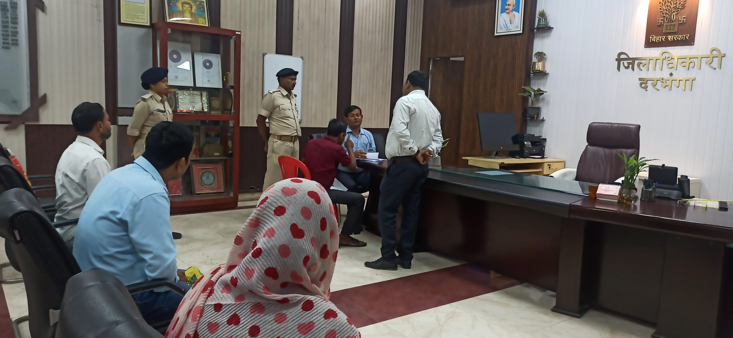 डीएम की अध्यक्षता मे हुई जनसुनवाई और समाधान